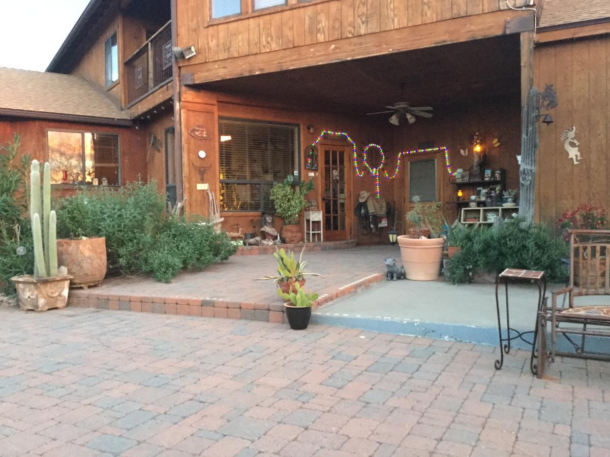 Spur Cross Inn Cave Creek Exterior foto